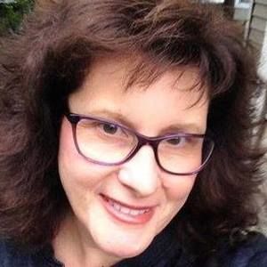 Meet your Posher, Laurie